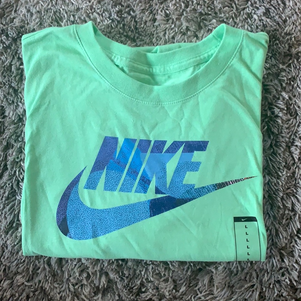 Nike T shirt